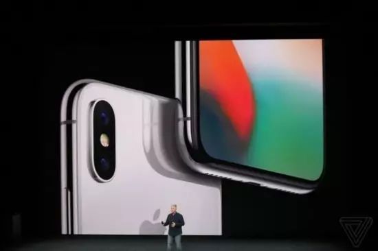 售价近万的iPhone X 究竟值不值？或许先得听听它的光学故事