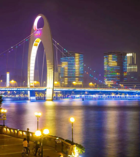 广州夜景刷爆朋友圈：从《财富》论坛看LED灯条屏亮化成果！