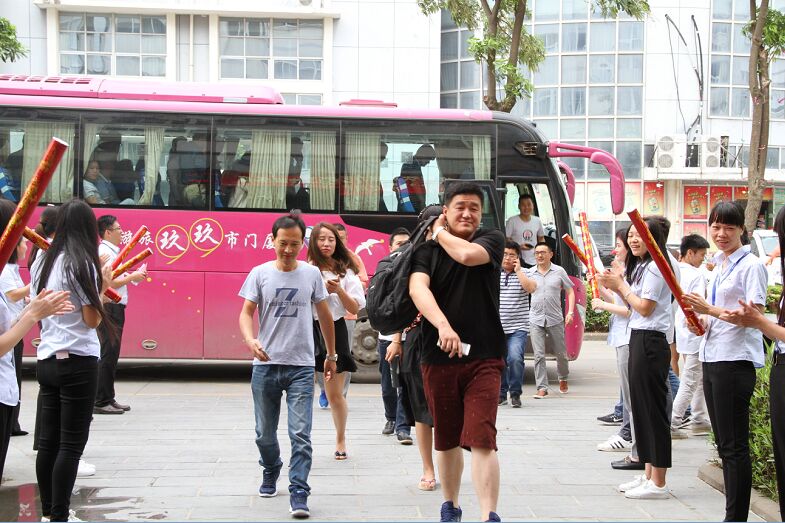 爱拼才会赢——第八期千店服务商总部之行圆满落幕