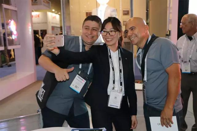 InfoComm USA 2017 | 壹品光电LED透明屏上演视觉盛宴