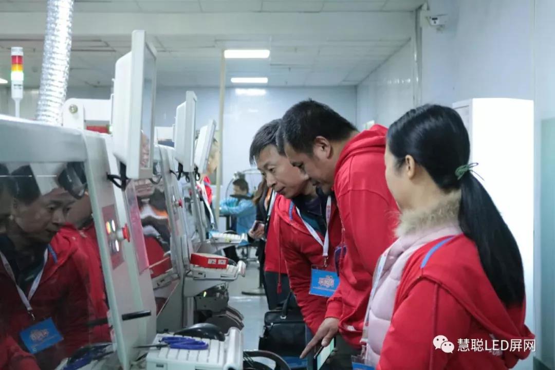 精彩继续！2017年度慧聪LED显示屏行业十佳品牌专场采购团实地走访考察十佳品牌第二天