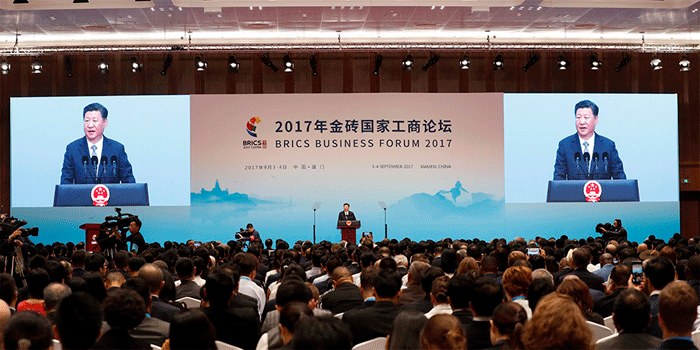 国庆中秋双节齐临 国强家兴九州共贺！让中国骄傲的LED屏你知道多少？