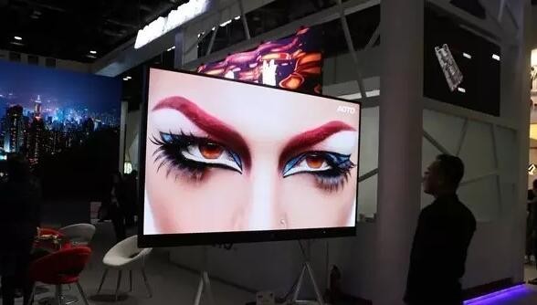 小间距P1.2时代来临 LED显示屏大规模市场应用可期 小间距P1.2时代来临 LED显示屏大规模市场应用可期