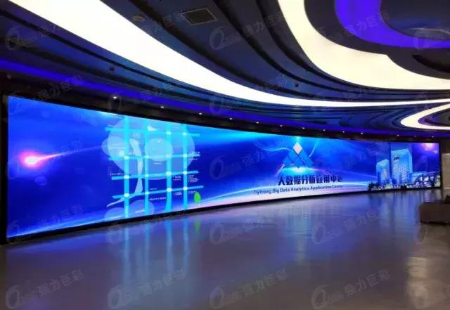 怎么拍LED大屏都有水波纹？真不是因为你手残……