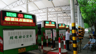 豪胜电子:公交车/出租车LED车载屏 豪胜电子:公交车/出租车LED车载屏