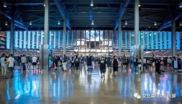 360度旋转！这大概是最有创意的互动LED体育场馆屏了！