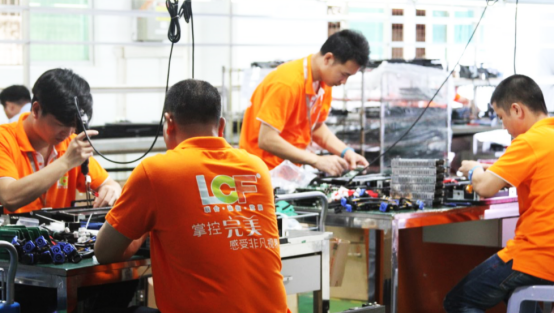 “多面”联诚发：行路致远，砥砺前行