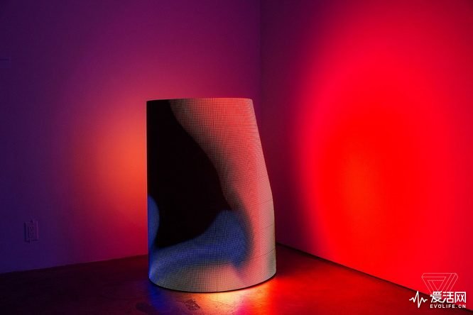 LED屏还能做艺术雕塑？效果太魔幻！