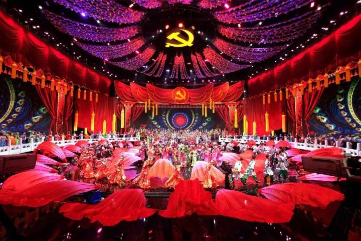 又一波LED舞台效果酷炫至极！简直要亮瞎了！