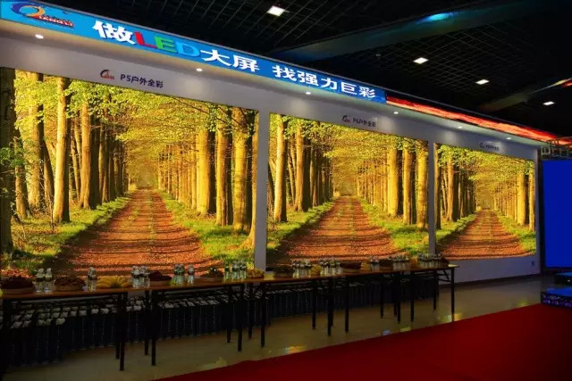 大域无疆 又两家LED显示屏体验中心火爆开业！