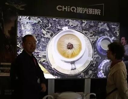 小间距P1.2时代来临 LED显示屏大规模市场应用可期 小间距P1.2时代来临 LED显示屏大规模市场应用可期