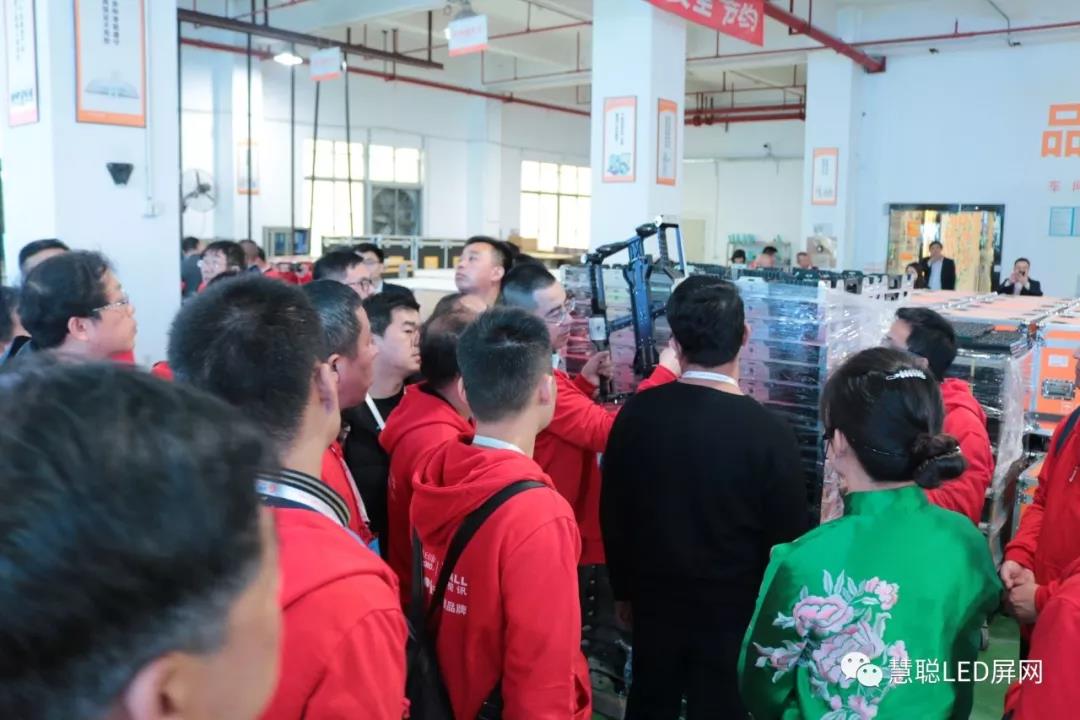 精彩继续！2017年度慧聪LED显示屏行业十佳品牌专场采购团实地走访考察十佳品牌第二天