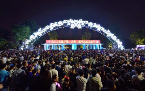 广州灯光节没过瘾？古镇灯光节来啦！美不美你说了算！