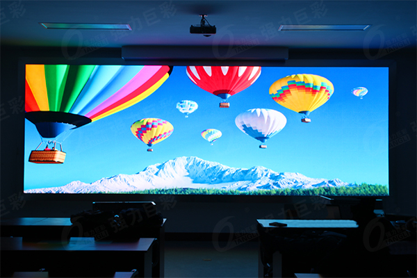 “八一”献礼！LED大屏助力中国各地部队建设！