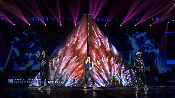 厉害了我的屏!舞台绝美盛宴应接不暇 赶紧来围观! 厉害了我的屏!舞台绝美盛宴应接不暇 赶紧来围观!