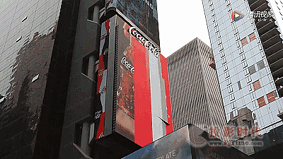 LED屏柱+3D机械装置 实现光滑的流动效果！