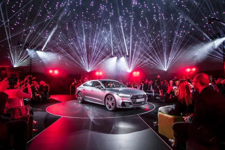 年终舞台盛世一波未平一波又起！到底哪场才是你的关注焦点？