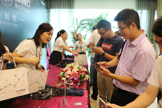 视诚科技“深蓝之蓝”2017秋季发布会圆满落幕!全新技术升级惊艳亮相! 视诚科技“深蓝之蓝”2017秋季发布会圆满落幕!全新技术升级惊艳亮相!