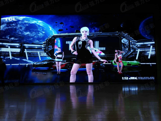 扬名海外|强力巨彩320㎡大屏落户印度最大体育场！