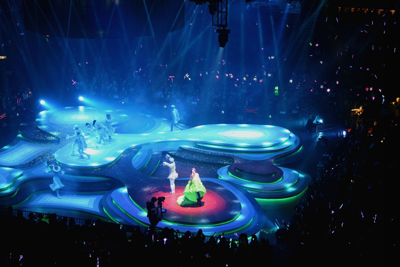 LED地砖屏离广泛的舞台应用 究竟还有多远？