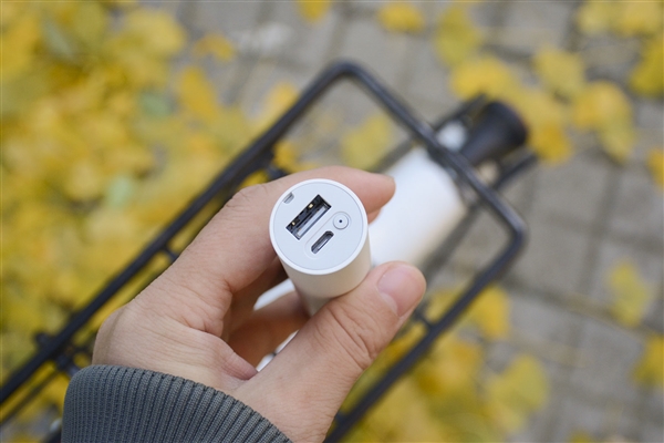 小米新品：11级调光随身手电筒测评 Lumileds LED灯珠有何特别？