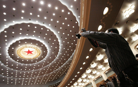 勤上光电LED灯具照亮人民大会堂 保障十九大顺利进行