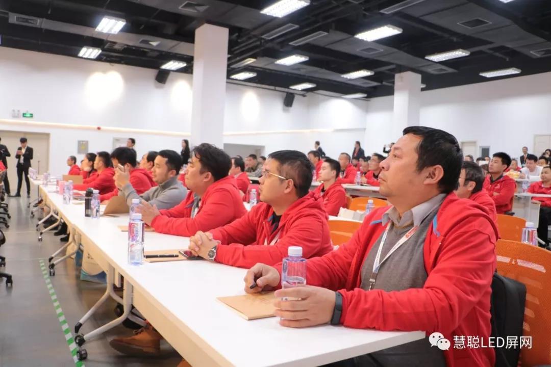 110人采购团空降深圳！2017年度慧聪LED显示屏行业十佳品牌推荐会及十佳品牌实地走访活动火热开启！