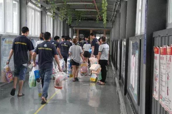 欢乐中秋 感恩礼遇——强力巨彩中秋博饼大会共狂欢 欢乐中秋 感恩礼遇——强力巨彩中秋博饼大会共狂欢