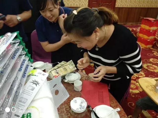 欢乐中秋 感恩礼遇——强力巨彩中秋博饼大会共狂欢 欢乐中秋 感恩礼遇——强力巨彩中秋博饼大会共狂欢