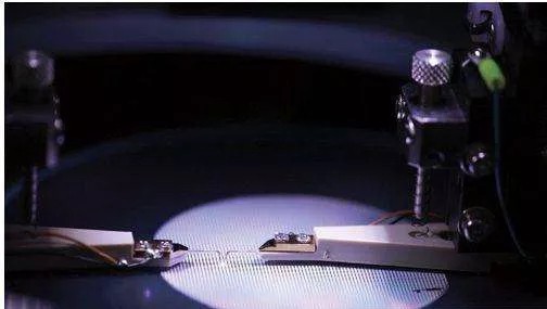 从封装到芯片大企扩产不休 LED行业掀起扩产潮为哪般? 从封装到芯片大企扩产不休 LED行业掀起扩产潮为哪般?