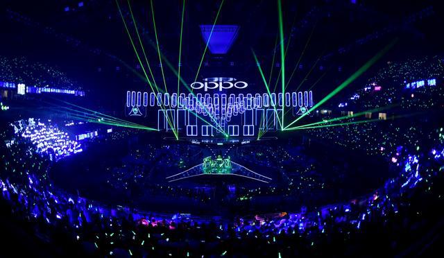 厉害了我的屏!舞台绝美盛宴应接不暇 赶紧来围观! 厉害了我的屏!舞台绝美盛宴应接不暇 赶紧来围观!