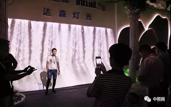 百花齐放！聚焦2018光亚展六大“热门技术”