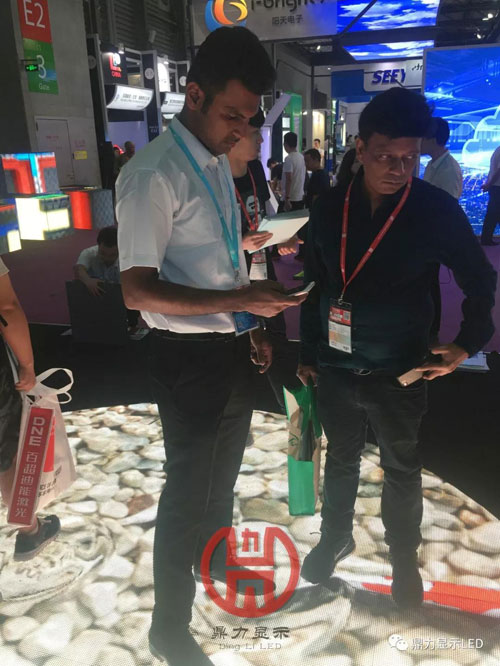 鼎力显示 “三足鼎立，逐鹿世界 ” LED CHINA 2018·上海国际LED展盛会