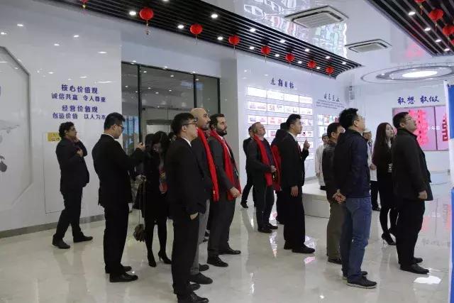 为使命再出发——强力巨彩三合一会议圆满成功