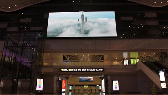 广州白云机场T2航站楼 国星光电就在您身边