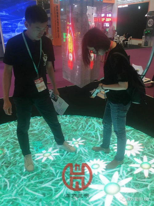 鼎力显示 “三足鼎立，逐鹿世界 ” LED CHINA 2018·上海国际LED展盛会