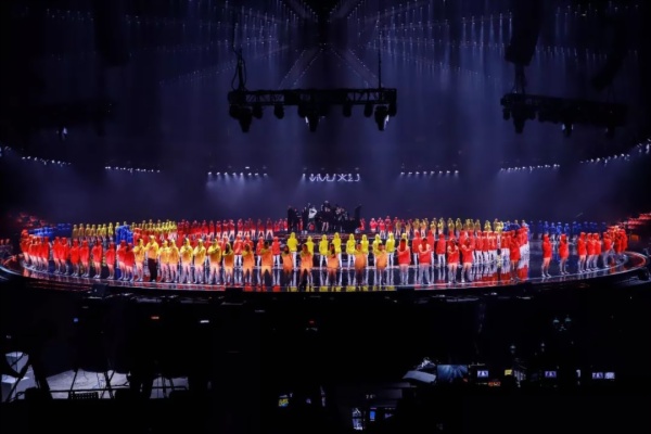 谁声势夺人？2018年三大卫视跨年晚会舞台PK！