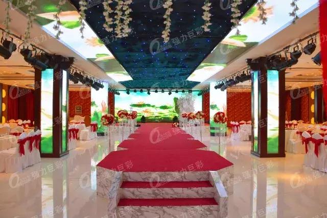 1400㎡室内全彩大屏 2018惊艳亮相！