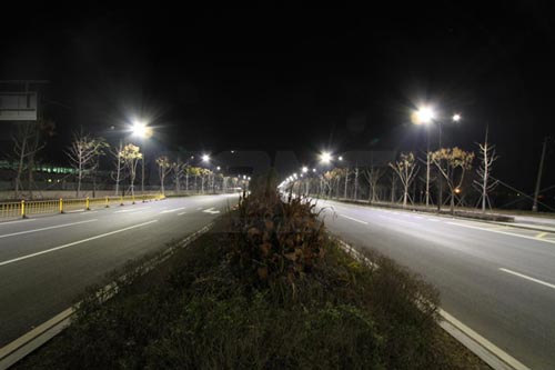 我要爆料！杭州大江东竞有这样一条高端道路