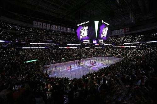 艾比森携手TransLux部署保诚中心LED记分牌