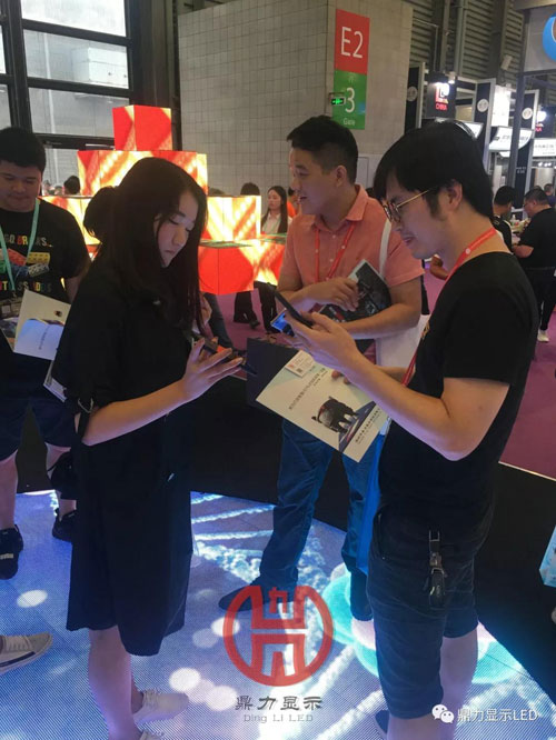 鼎力显示 “三足鼎立，逐鹿世界 ” LED CHINA 2018·上海国际LED展盛会