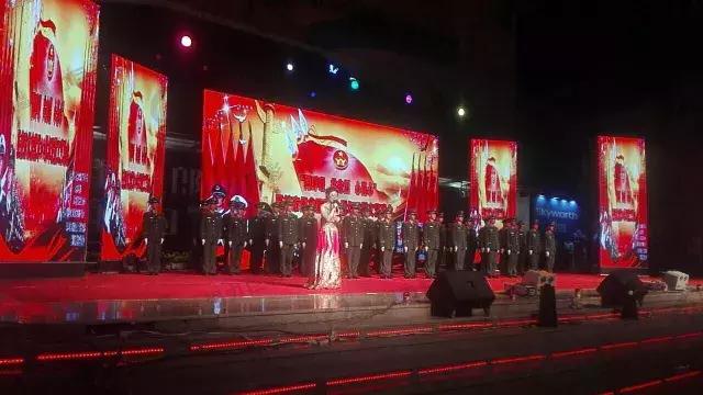 一分钟 带您看遍LED舞台租赁屏盛宴！