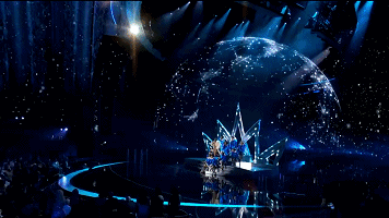 来这个颁奖典礼 看一场视觉奇观 来这个颁奖典礼 看一场视觉奇观