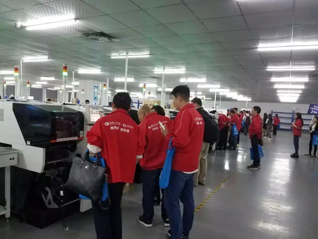 慧聪LED显示屏行业十佳品牌专场采购团第二天行程—实地走访考察年度十佳品牌企业