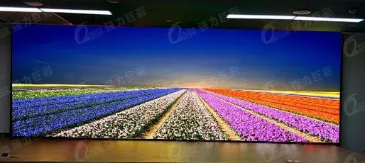 亮剑小间距，重新定义行业新标准！