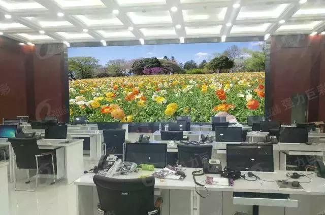 亮剑小间距，重新定义行业新标准！