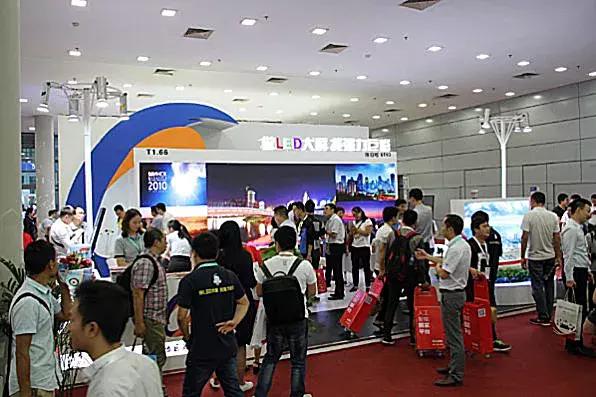 强力巨彩再度霸屏！全网火力全开！