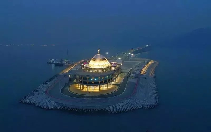 港珠澳大桥灯光效果图大曝光：彩色智能路灯惹眼！