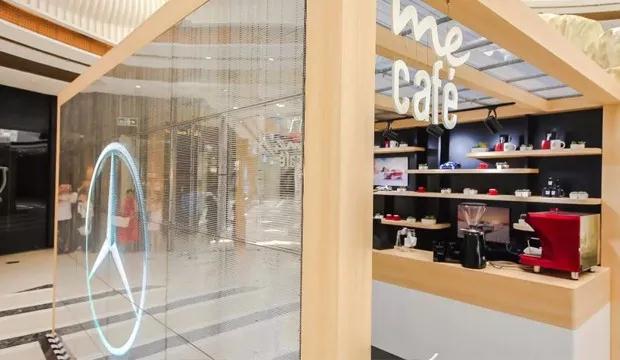 新零售快闪-奔驰me café | 冰屏全国42城购物中心吸睛聚客