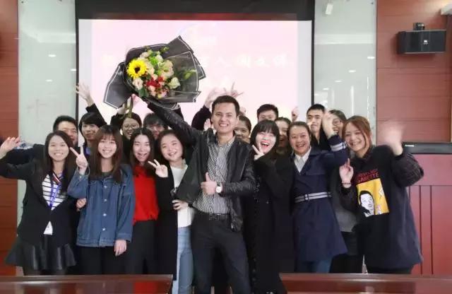 强力巨彩销售腾飞 2017年完美收官